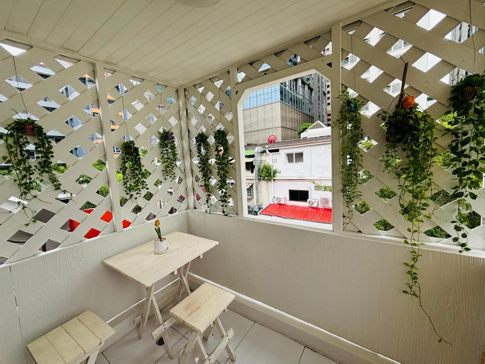 Reehouse@soi Cowboy/asoke Bts Maison d'hôtes *