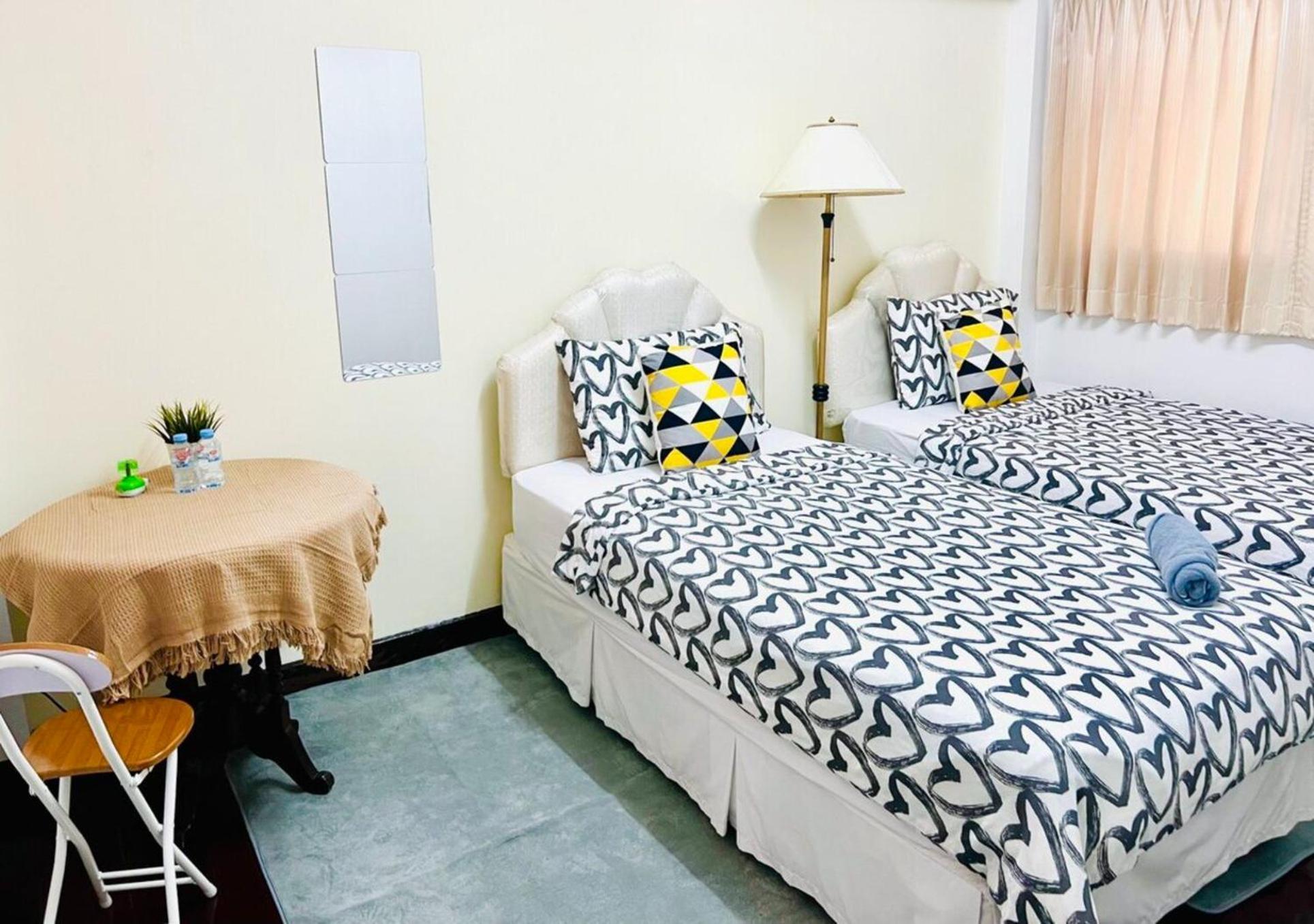 Reehouse@soi Cowboy/asoke Bts Maison d'hôtes