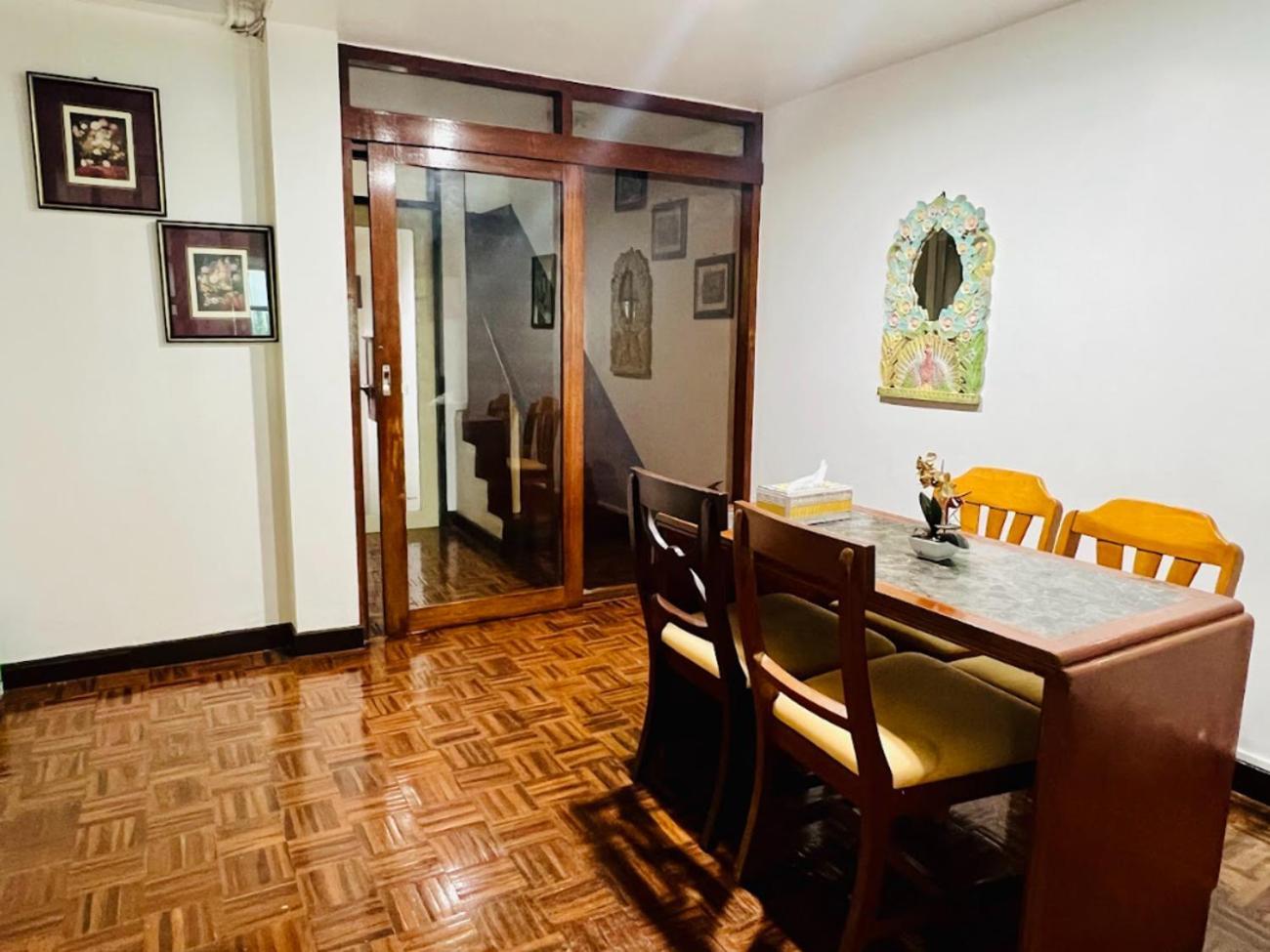 Reehouse@soi Cowboy/asoke Bts Maison d'hôtes *